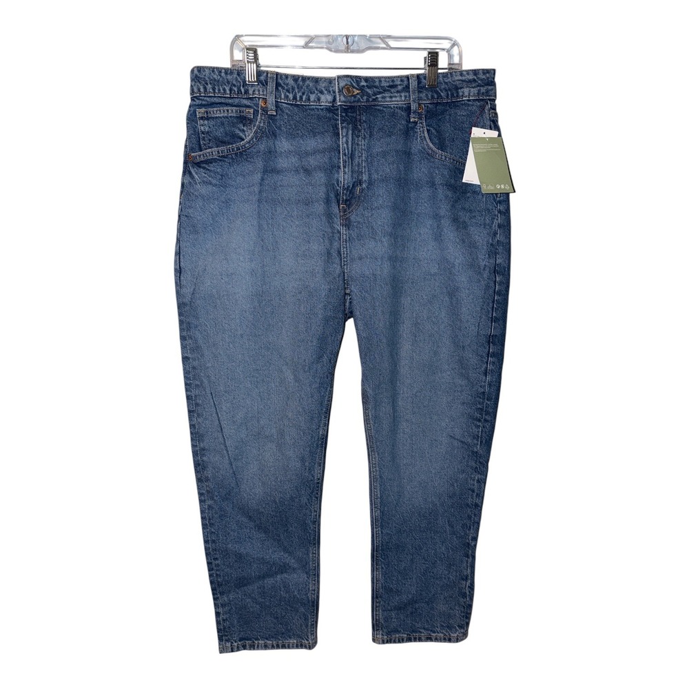 H & M High Rise Medium Wash Mom Jeans, Size 16
